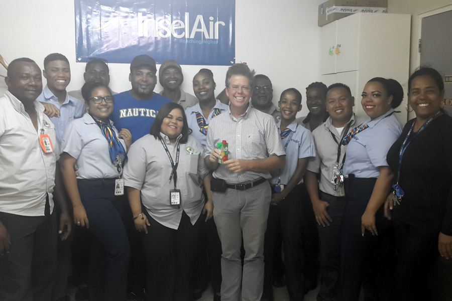 Tourism Corporation Bonaire gave the employees of Insel Air a gesture
