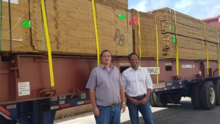 Dutch building material arrives on Saba