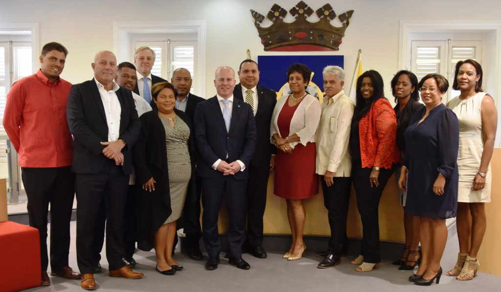 Knops Meets Bonaire Island Council Members - BES Reporter