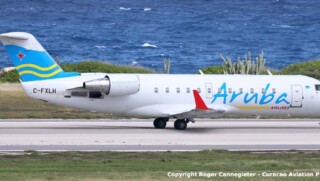 Aruba-Airlines-CRJ-200