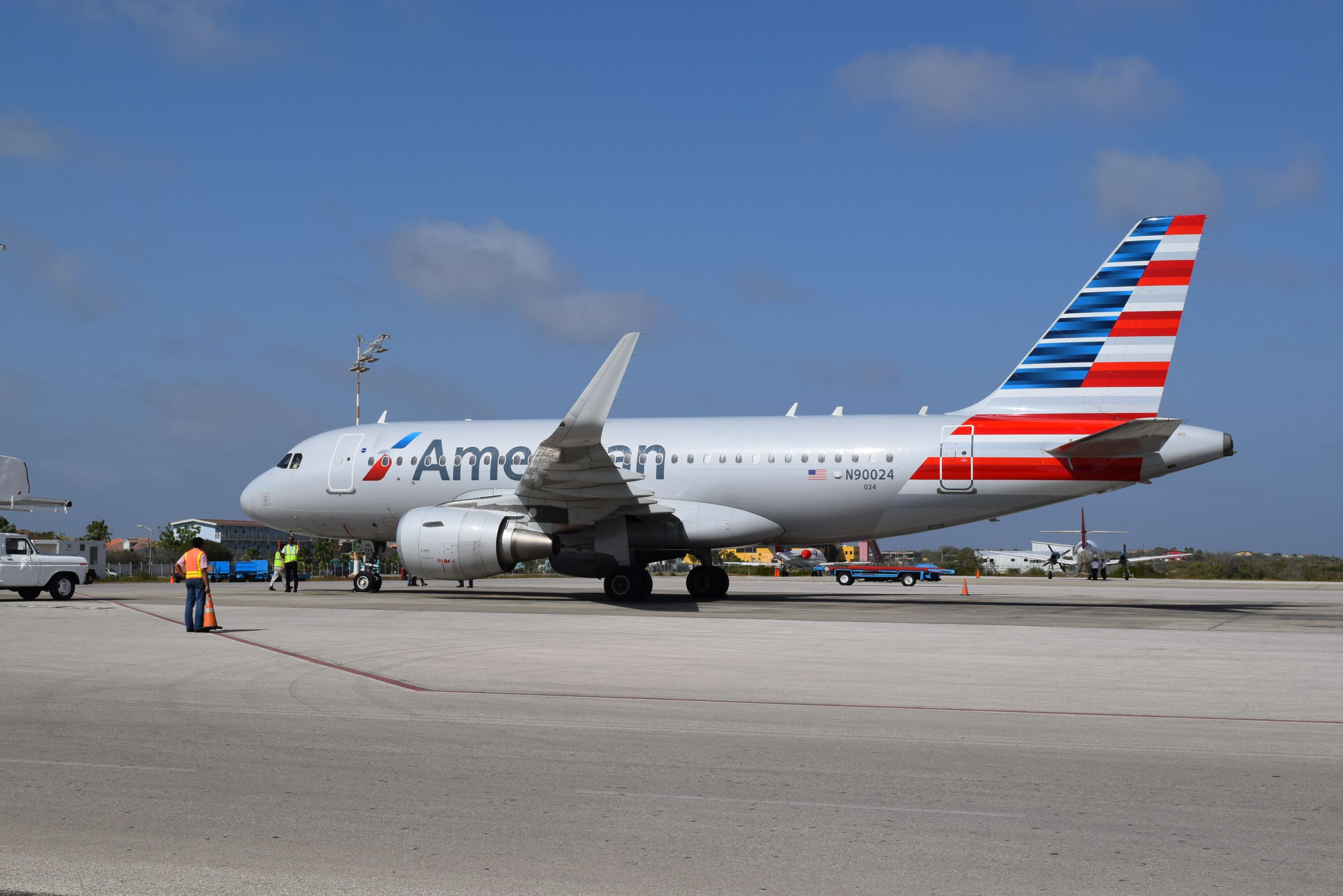 American Airlines Airbus A319 Photo Harald Linkels