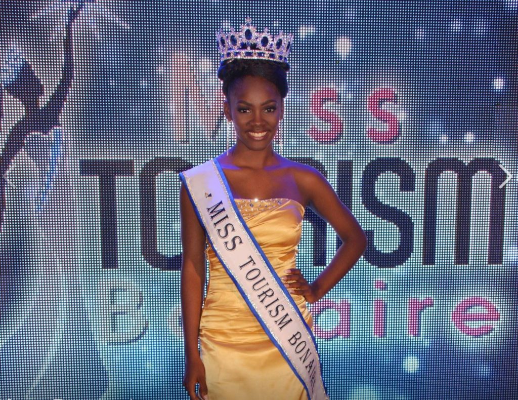 Miss Tourism Bonaire Carolin Coffie