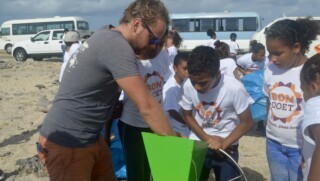 beach cleanup