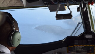 Winair landing in Saba