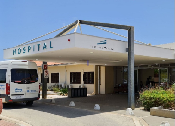 Hospital Bonaire tightens rules once more