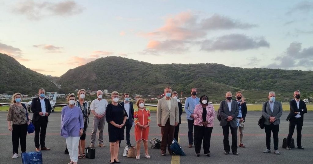 Parliamentary delegation arrives at St. Eustatius