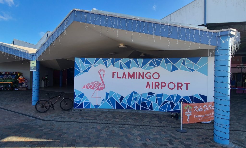 New mural brings colour and recognition to Flamingo Airport Bonaire