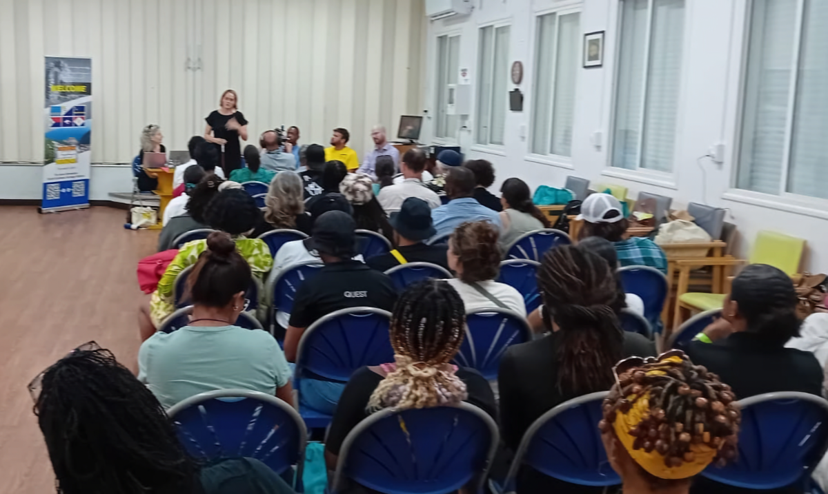 Large Turnout For Dutch Caribbean Heritage Conference On Saba Bes