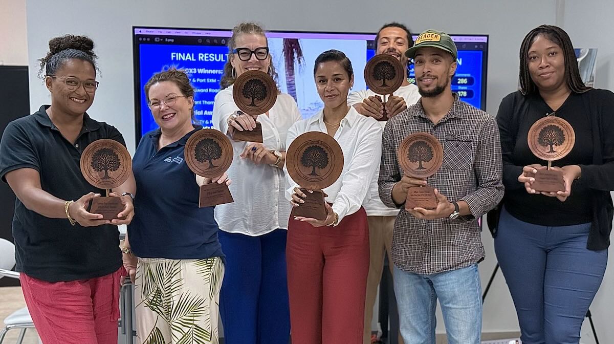 The awards were presented at the Foresee Foundation office on Friday. In photo winners of CX3 2024 with their trophies.